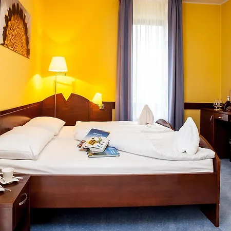 Impozant 4* Valča